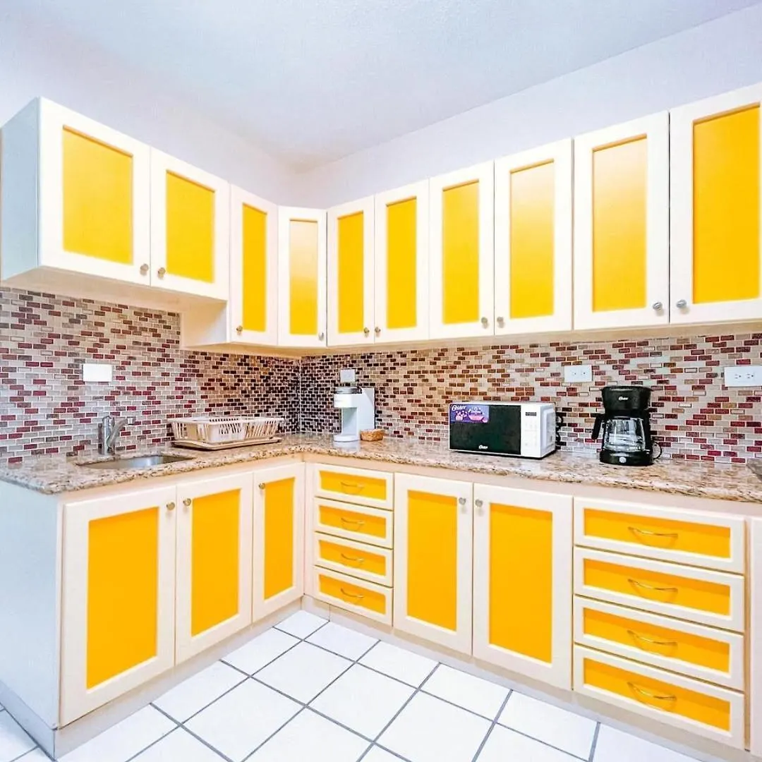 Rainbow Suites Cozumel